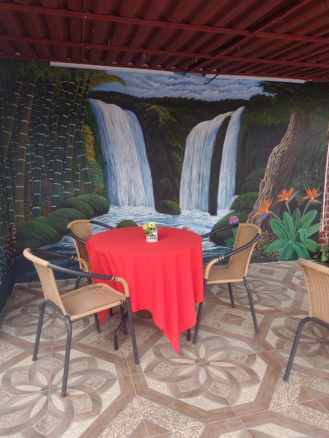 Finca Hotel La Melania Montenegro Extérieur photo