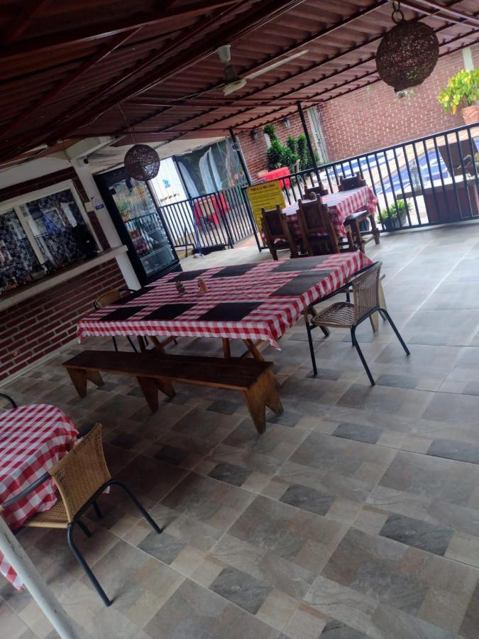 Finca Hotel La Melania Montenegro Extérieur photo